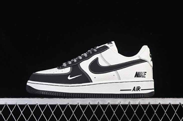 Picture of Air Force 1 _SKUfw21617907878493367fw